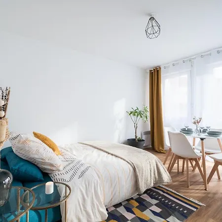 Le Nid Douillet T2, Wifi, Parking Prive Gratuit Appartement *
